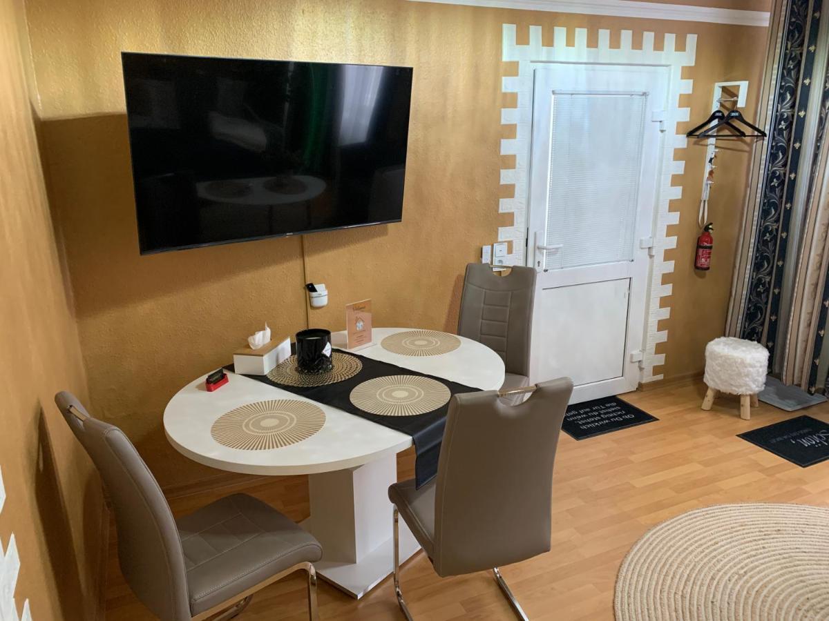 Best-Preis Fewo Rathausblick 2 - Zentrale Lage In Wittenberge - 2 Personen - Einzelzimmer - Vollausstattung - Wlan / Prime & Self-Check-In Buitenkant foto