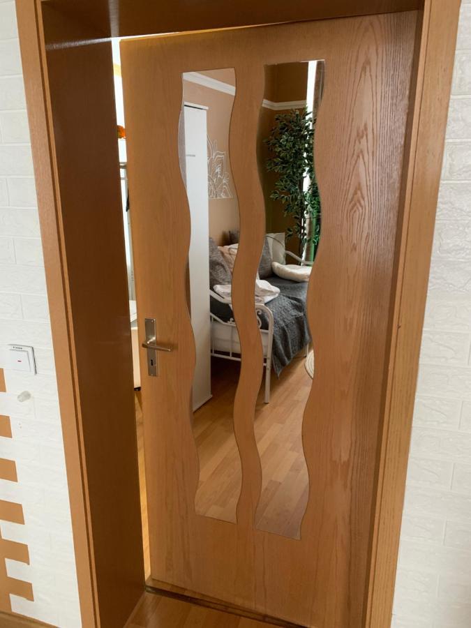 Best-Preis Fewo Rathausblick 2 - Zentrale Lage In Wittenberge - 2 Personen - Einzelzimmer - Vollausstattung - Wlan / Prime & Self-Check-In Buitenkant foto