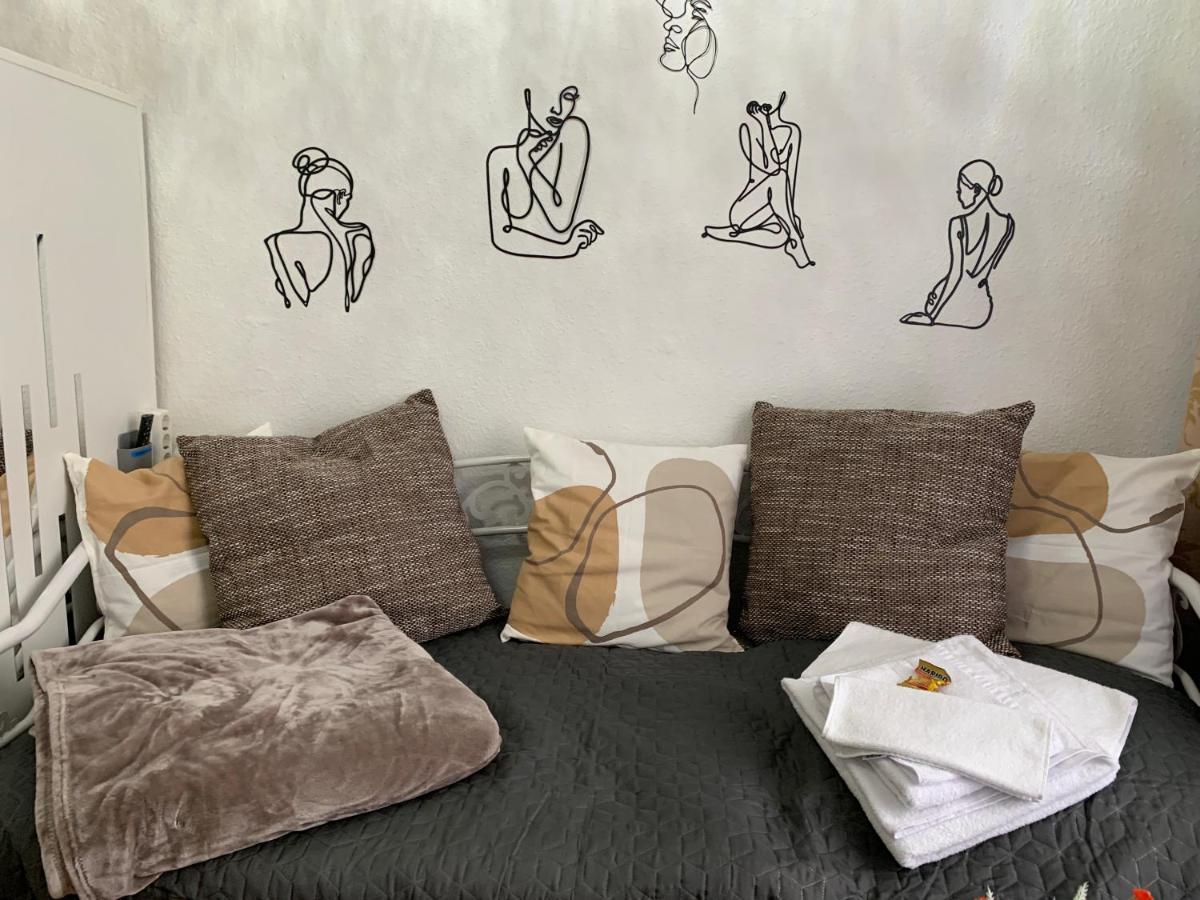 Best-Preis Fewo Rathausblick 2 - Zentrale Lage In Wittenberge - 2 Personen - Einzelzimmer - Vollausstattung - Wlan / Prime & Self-Check-In Buitenkant foto